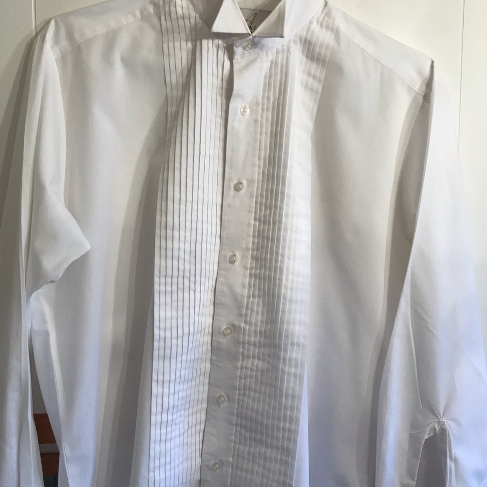 Tuxedo wingtip shirt